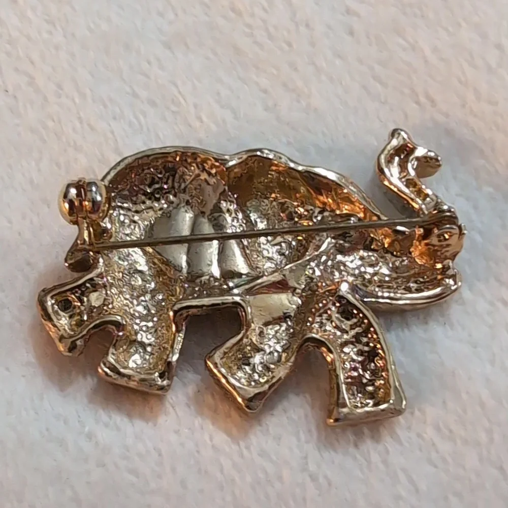N/A vintage elephant